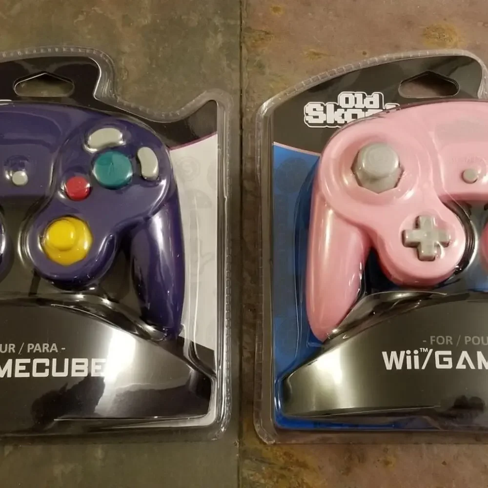2 Gamecube Controllers - Purple & Pink (NEW) - Nintendo - Old Skool